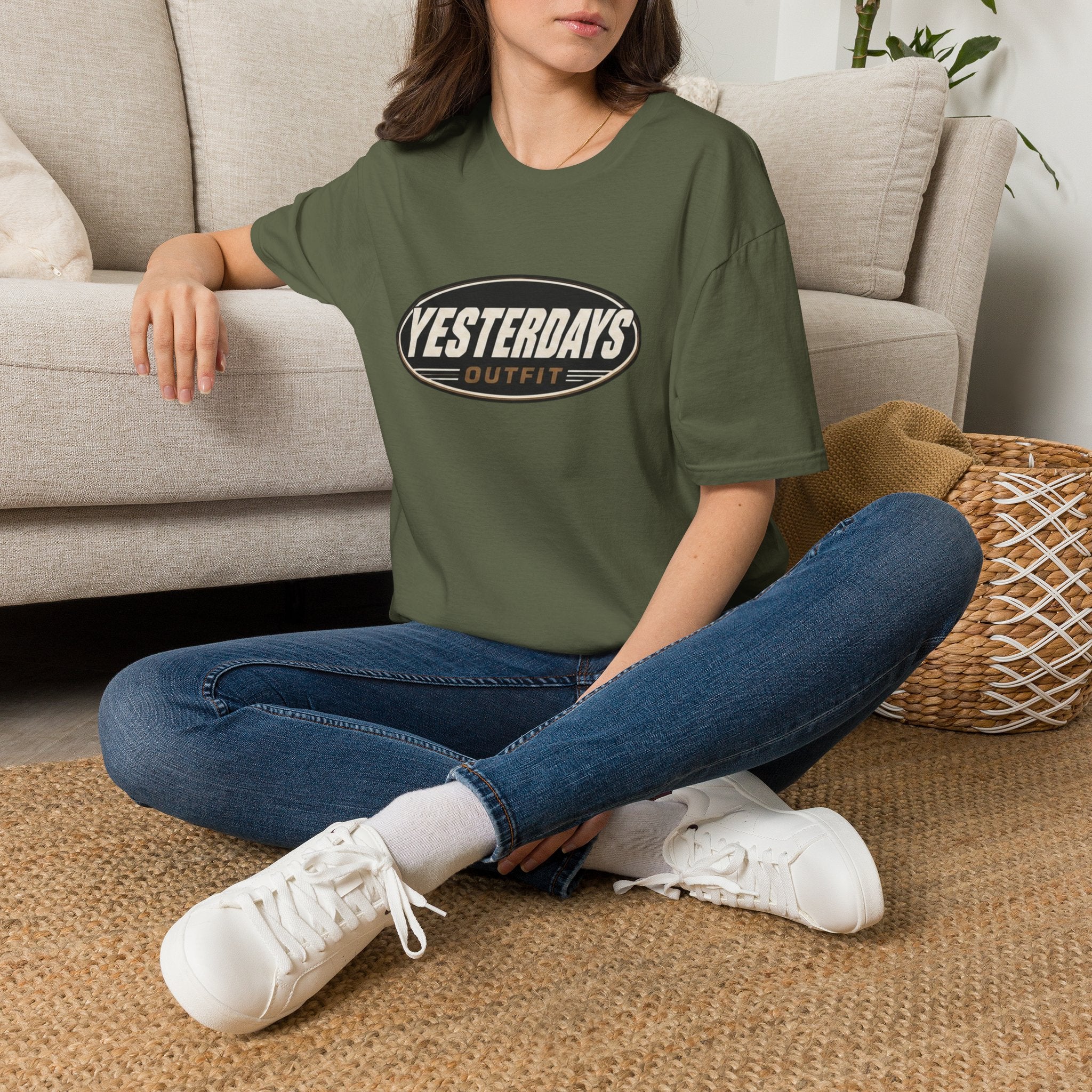 Yesterdays Outfit logo T-Shirt | Vintage oval graphic tee