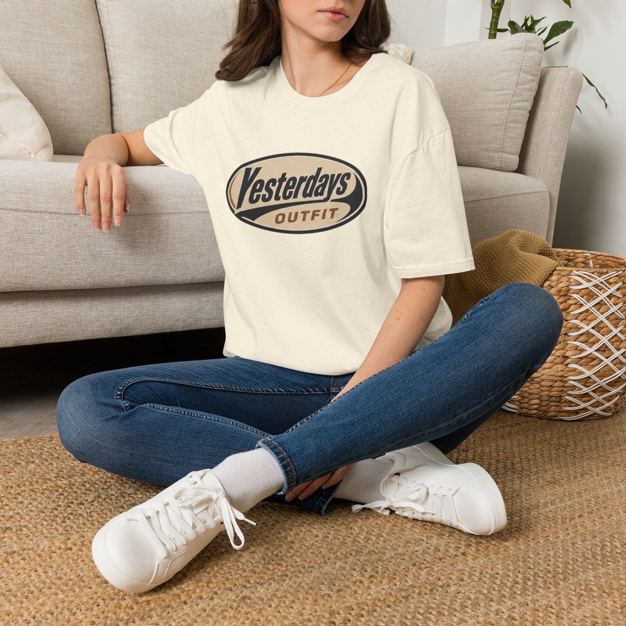 Yesterdays Outfit logo T-Shirt | vintage oval graphic tee