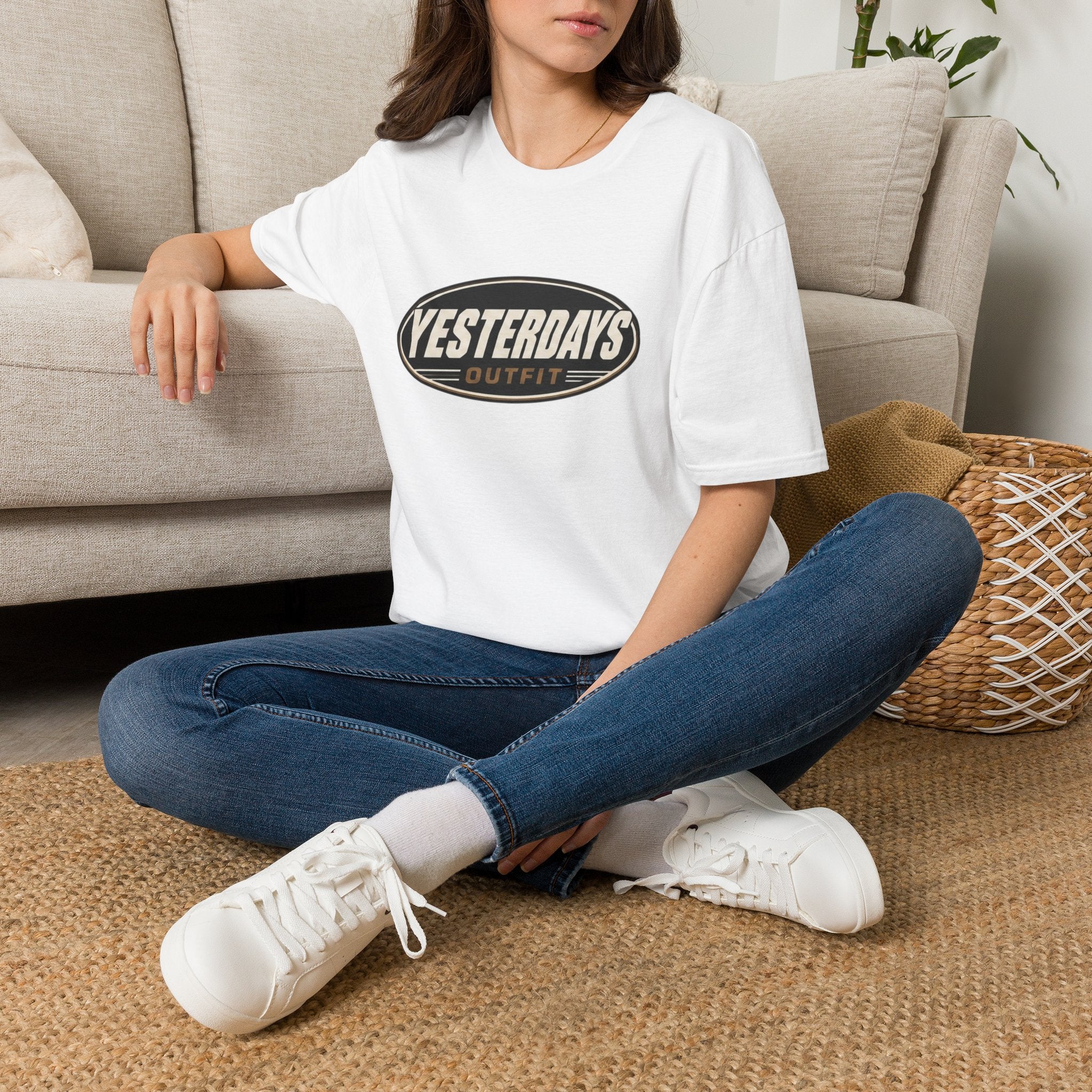 Yesterdays Outfit logo T-Shirt | Vintage oval graphic tee